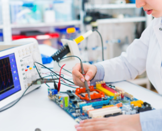 EMPRESA ESPECIALIZADA EN REPARACIÓN Y MANTENIMIENTO DE EQUIPOS MÉDICOS Y DE LABORATORIO