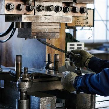 EMPRESA FABRICANTE Y DISEÑADORA DE MOLDES Y ACCESORIOS INDUSTRIALES